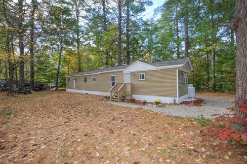 8 Hubbard Rd, Deering, NH, 03244-6027 | Card Image