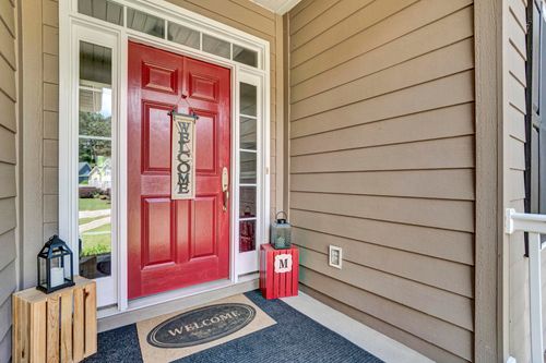 5 Laurelcrest Ln, Travelers Rest, SC, 29690-8188 | Card Image