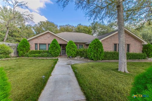 1601 Guess Dr, Salado, TX, 76571-4913 | Card Image