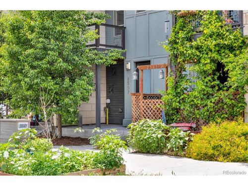 2507 Moline St, Aurora, CO, 80010-1372 | Card Image