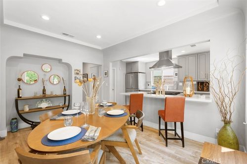 1820 Alsace Ave, Los Angeles, CA, 90019-5350 | Card Image