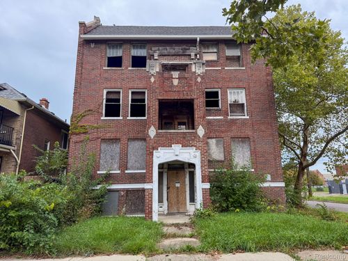 2900 Clairmount St, Detroit, MI, 48206-1934 | Card Image