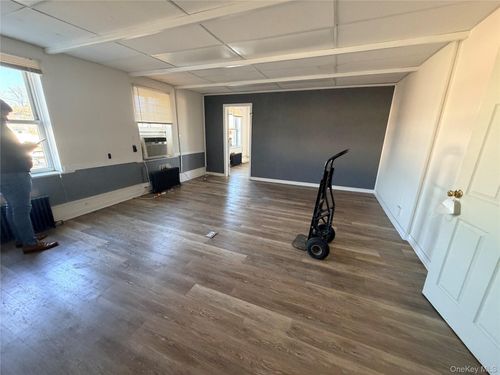 218 Front St, Hempstead, NY, 11550-3816 | Card Image