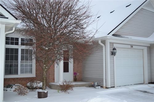 24 Amberwood Pl, Greece, NY, 14626-4166 | Card Image