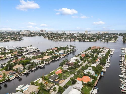 apt-312-1777 Se 15th St, Fort Lauderdale, FL, 33316-3025 | Card Image