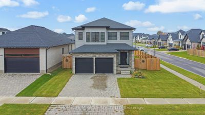 3319 Regiment Rd, House other with 3 bedrooms, 4 bathrooms and 4 parking in London ON | Image 1