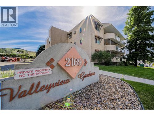 104-2169 Flamingo Rd, Kamloops, BC, V2C4J8 | Card Image