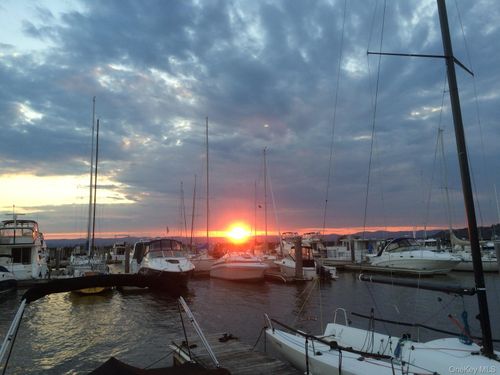 F-15 Half Moon Bay Marina, Cortlandt, NY, 10520 | Card Image