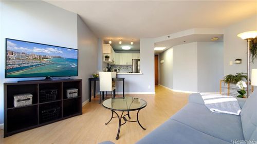 i1204-300 Wai Nani Way, Honolulu, HI, 96815-3983 | Card Image