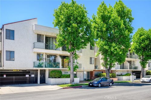 16-7211 Cozycroft Ave, Winnetka, CA, 91306-4001 | Card Image