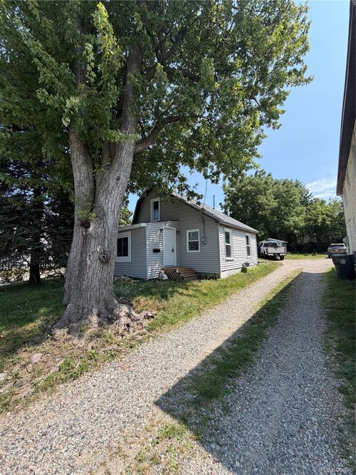 31 Heights Rd, Lake Orion, MI, 48362-2720 | Card Image