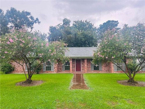 100 S Gayle Ave, Bunkie, LA, 71322-2202 | Card Image