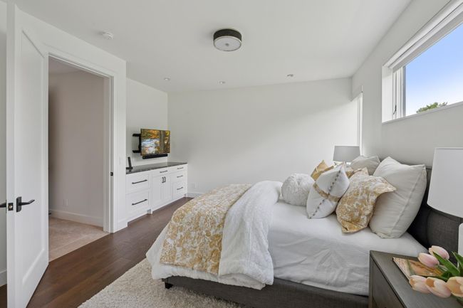 2505 E Lake Of The Isles Pkwy, House other with 5 bedrooms, 7 bathrooms and null parking in Minneapolis MN | Image 51