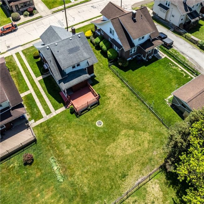 453 2 Nd St, House other with 3 bedrooms, 2 bathrooms and 3 parking in Washington PA | Image 28