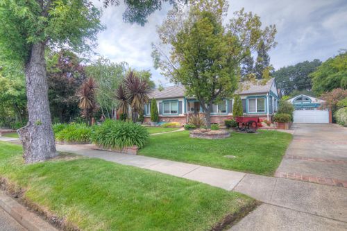 115 Alta Vista Ave, Roseville, CA, 95678-1601 | Card Image
