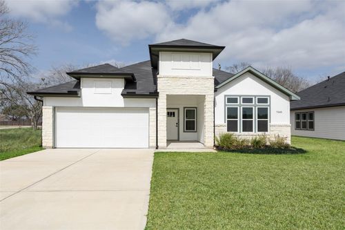 7440 Avenue E, Beasley, TX, 77417-9404 | Card Image