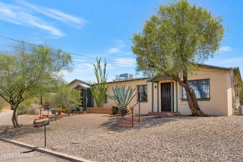 2502 N Fremont Ave, Tucson, AZ, 85719-3011 | Card Image