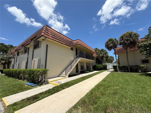 201-411 Nw 100th Pl, Pembroke Pines, FL, 33024-6149 | Card Image