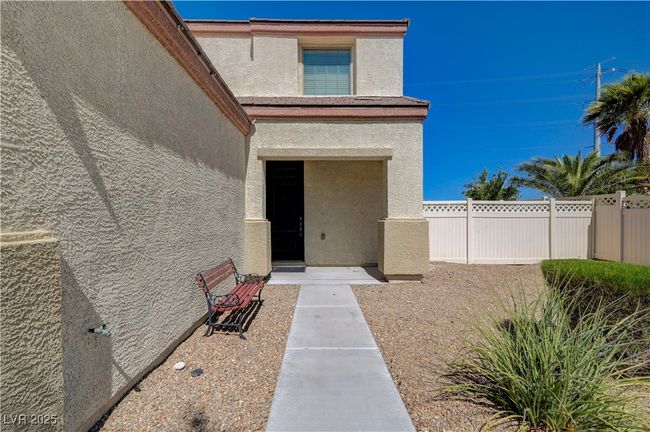 5716 Huron Ln, House other with 4 bedrooms, 3 bathrooms and null parking in Pahrump NV | Image 5