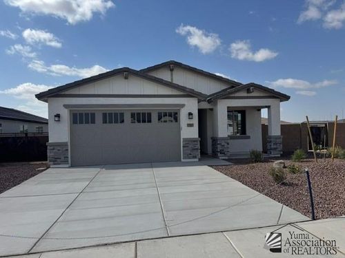 7531 E 35th St, Yuma, AZ, 85365-8225 | Card Image
