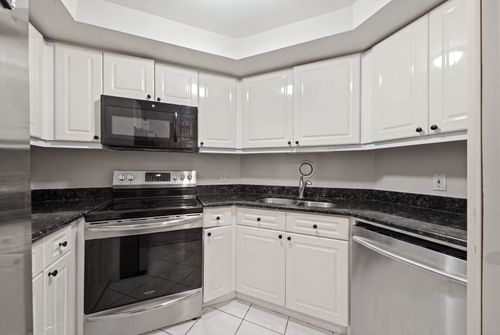 3805-195 N Harbor Dr, Chicago, IL, 60601-7534 | Card Image
