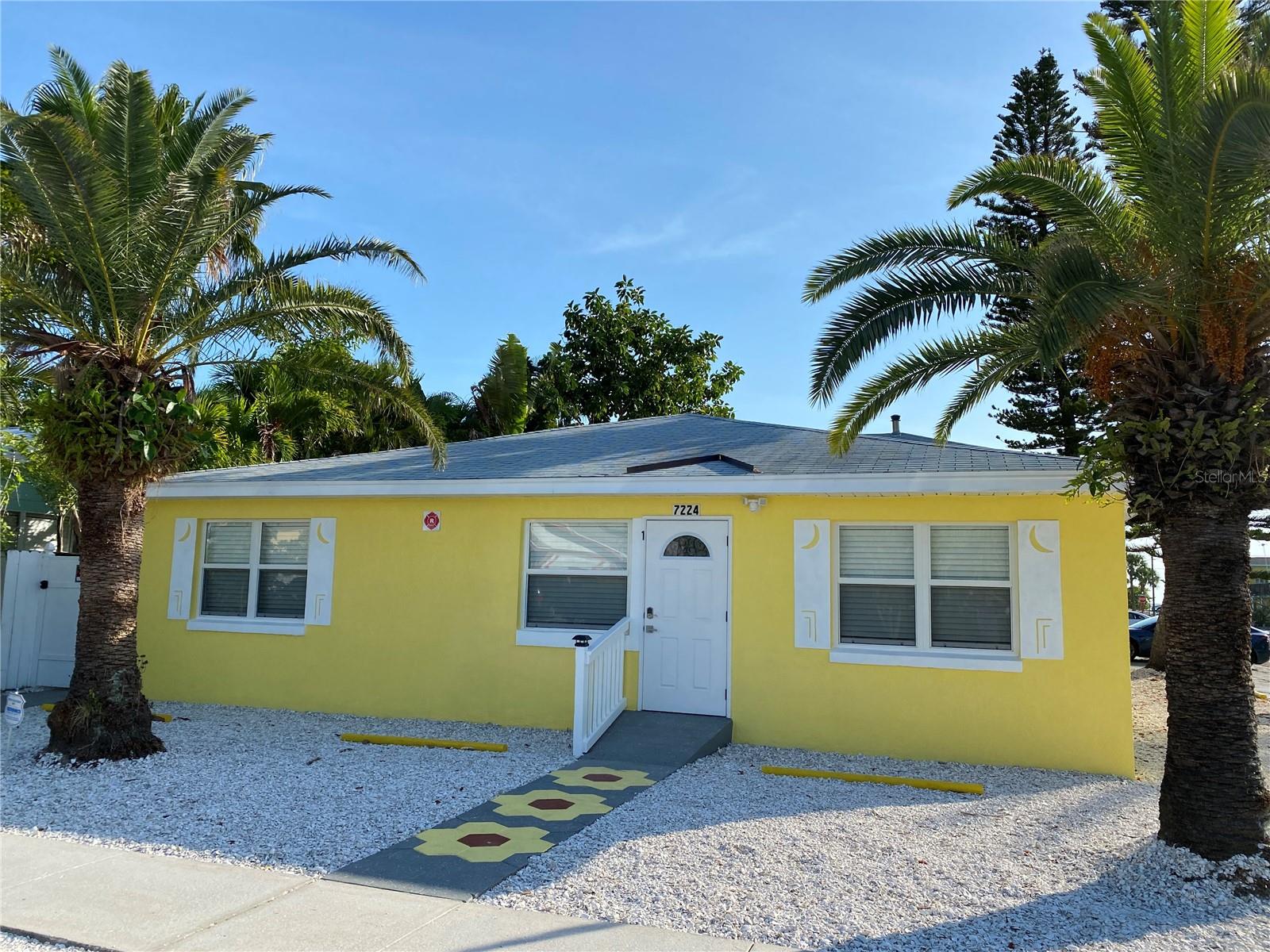 2 - 7224 Coquina Way, For Rent in St Pete Beach - Zoocasa