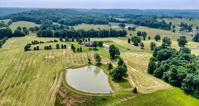 122 Fairway Acres Dr, Home with 7 bedrooms, 5 bathrooms and 3 parking in Dunmor KY | Image 95
