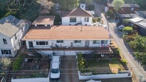 215 Picnic Ave, San Rafael, CA, 94901-5086 | Card Image