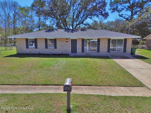 15825 Waycross Dr, Biloxi, MS, 39532-2853 | Card Image