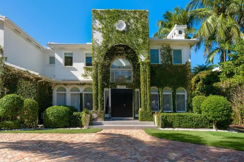 2516 Sunset Dr, Miami Beach, FL, 33140-4241 | Card Image