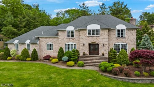 9 Doremus Dr, Towaco, NJ, 07082-1530 | Card Image