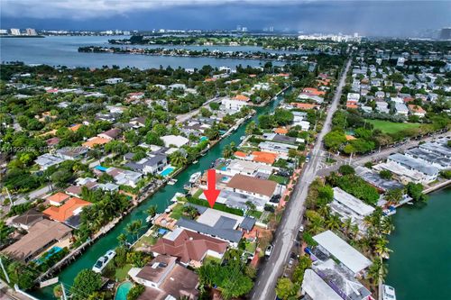 7724 Hawthorne Ave, Miami Beach, FL, 33141-1038 | Card Image