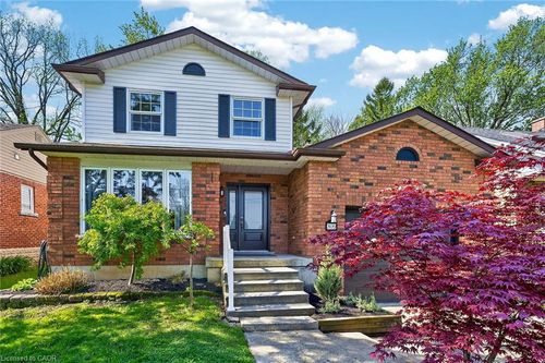 309 Sanatorium Rd, Hamilton, ON, L9C1Z4 | Card Image