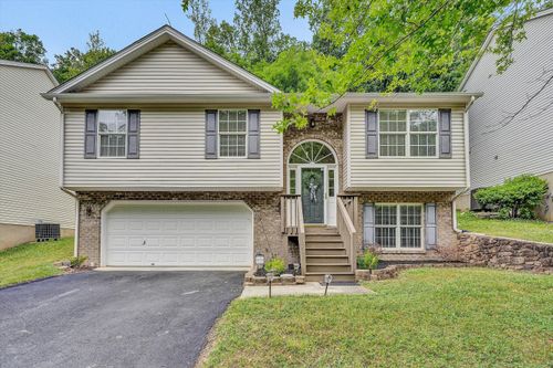 1750 Connors Run, Salem, VA, 24153-7407 | Card Image