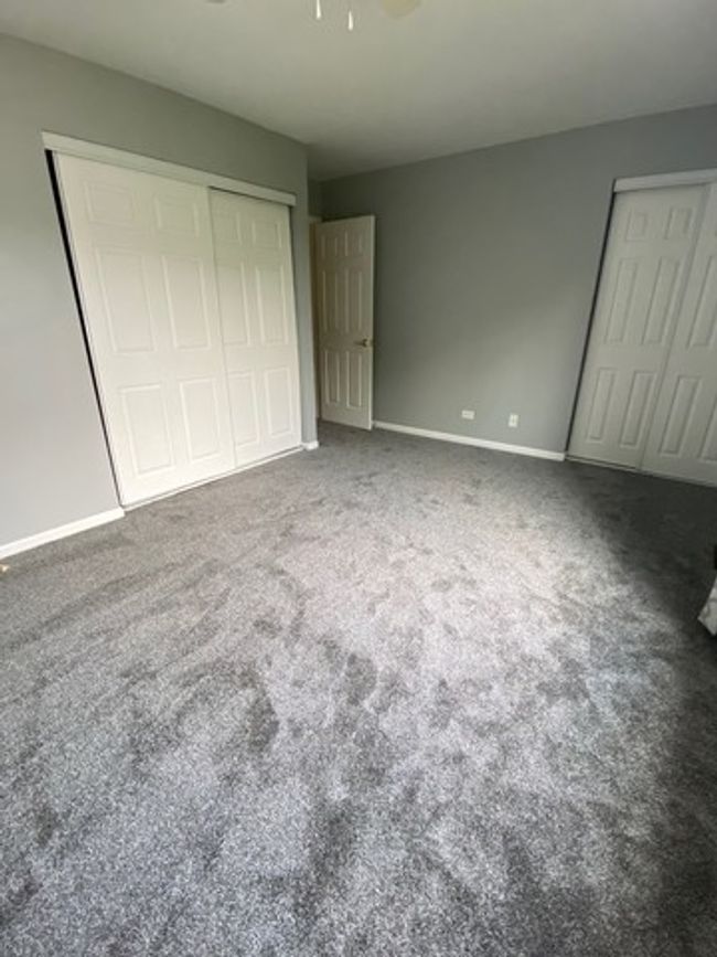 59 - 59 Treehouse Ln, Townhouse with 3 bedrooms, 2 bathrooms and 4 parking in Round Lake IL | Image 6