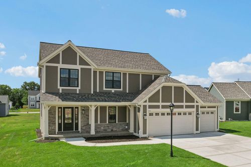 2701 Mapleton Ave, East Troy, WI, 53120-8804 | Card Image