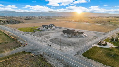 1193 A & B 22 1/2 Road, Grand Junction, CO, 81505 | Card Image