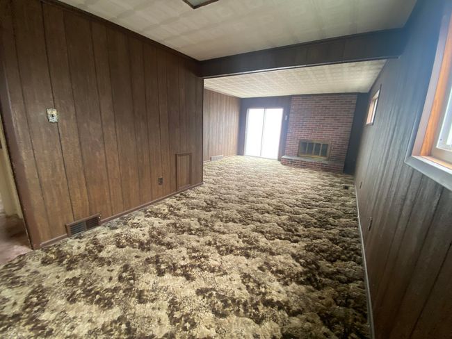 15413 Kennebec St, House other with 3 bedrooms, 1 bathrooms and null parking in Southgate MI | Image 6