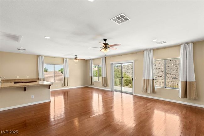 17 Morninglow Pass, House other with 4 bedrooms, 4 bathrooms and null parking in Henderson NV | Image 33
