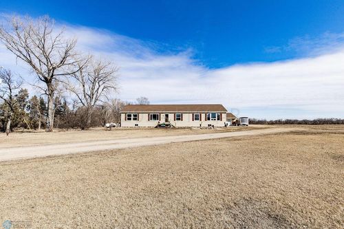 5402 137th Ave Se, Enderlin, ND, 58027-9305 | Card Image