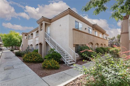 2022-3400 Cabana Dr, Las Vegas, NV, 89122-4242 | Card Image