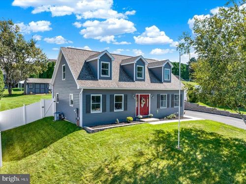 905 Denise Dr, BIRDSBORO, PA, 19508-2653 | Card Image