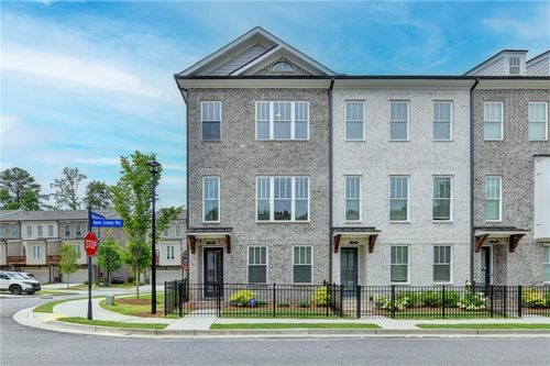 175 Wards Crossing Way, Johns Creek, GA, 30022-6716 | Card Image