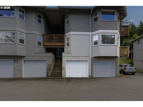 a-3840 Buccaneer Ln, North Bend, OR, 97459-2492 | Card Image