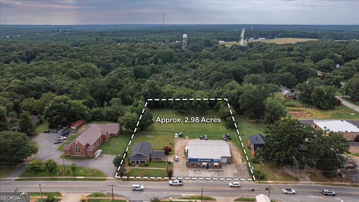 317 General Daniel Ave N, Danielsville, GA 30633