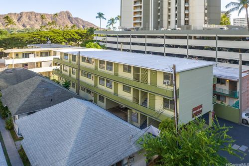 287 Wai Nani Way, Honolulu, HI, 96815-3977 | Card Image