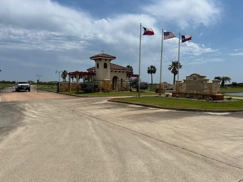 0 E Arbor Vis, Port O Connor, TX, 77982 | Card Image