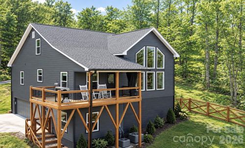 71 View Ridge Pkwy, Leicester, NC, 28748-0449 | Card Image