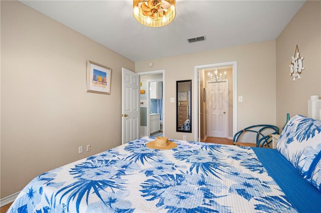 APT-20 - 15125 Leeward Dr, Condo with 2 bedrooms, 2 bathrooms and null parking in Corpus Christi TX | Image 13