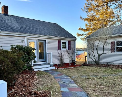 11 Wallace Pt, Bourne, MA, 02532-2946 | Card Image